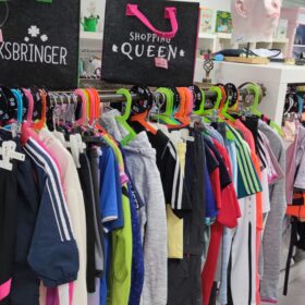 Gaenseblumchen Erwachsene und Kinder Kleidung